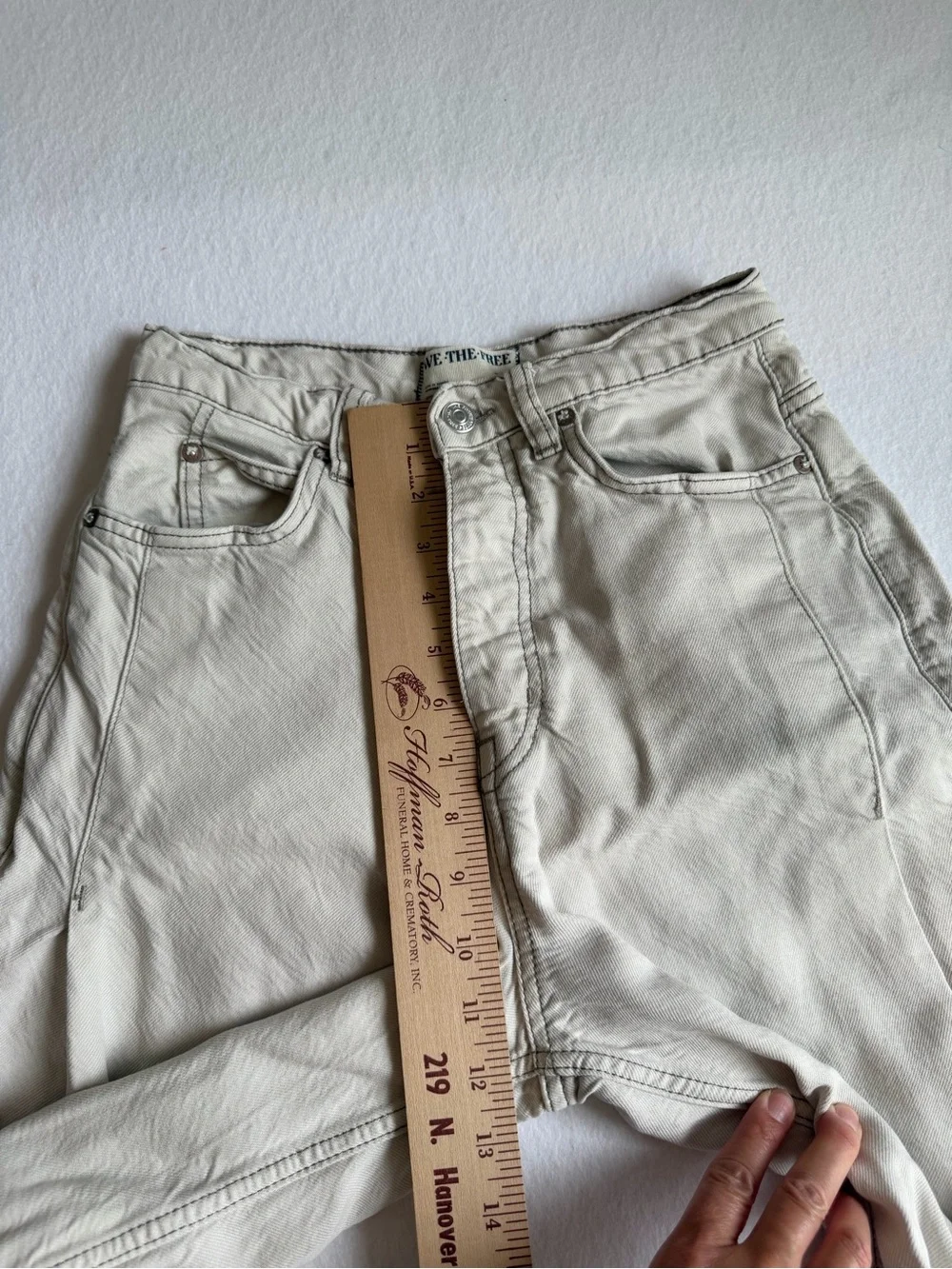 We The Free Old West Slouchy Wide Leg Jeans 26 Ivory Lyocell Tencel Button Fly - Picture 12 of 13